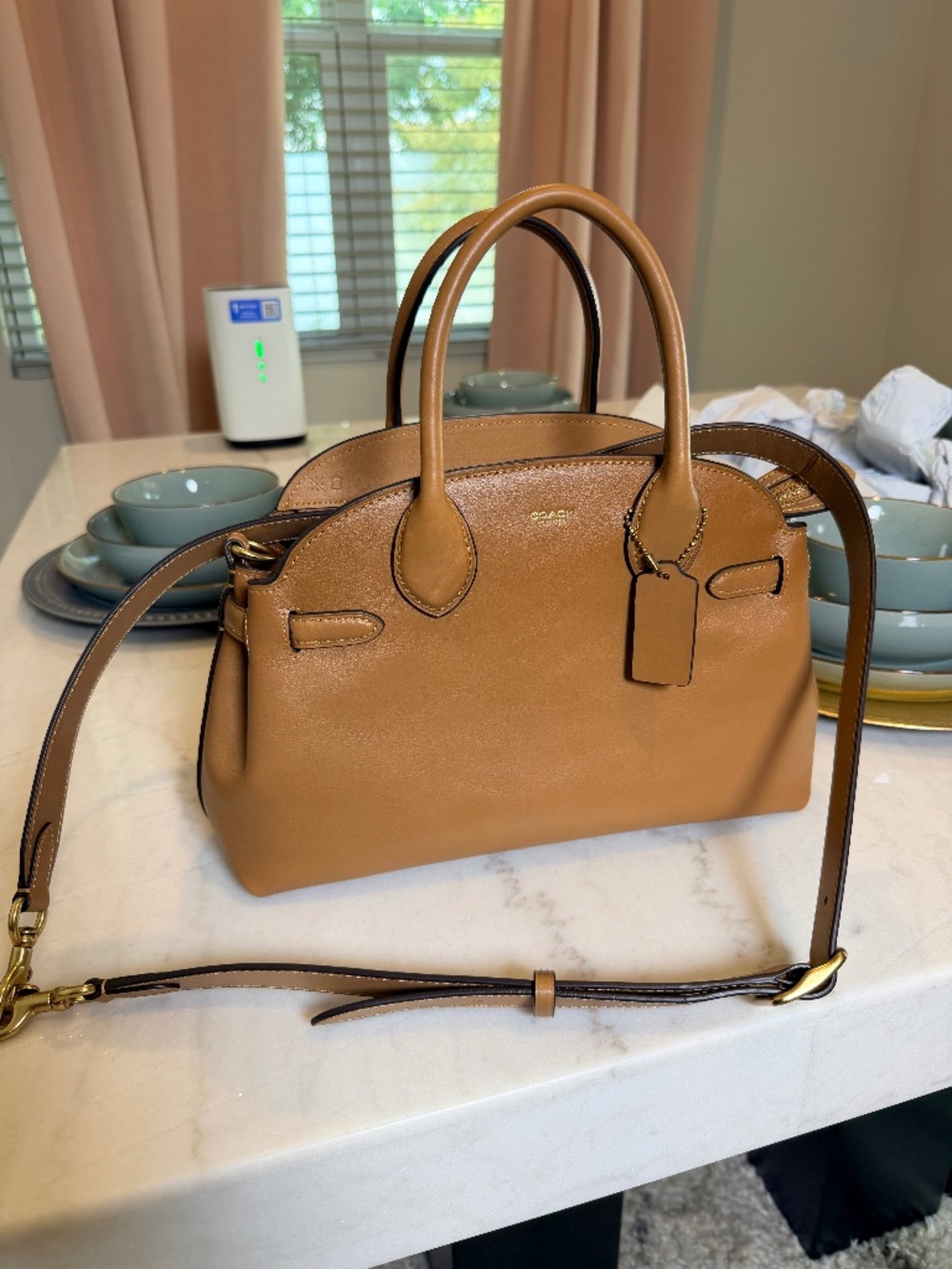 Coach Empire Carryall 28 -Honey Brown